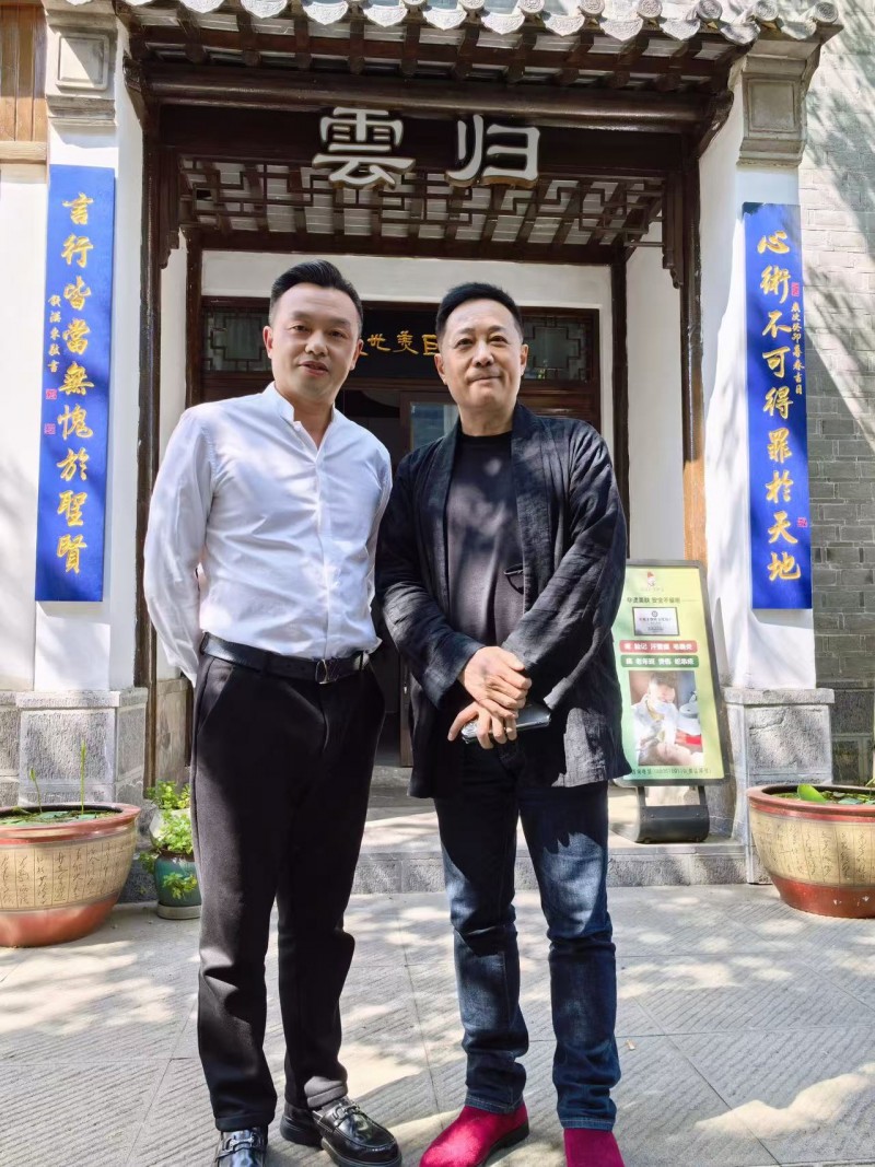 从肌肤疗愈到文化疗愈：艺术与非遗的双向赋能