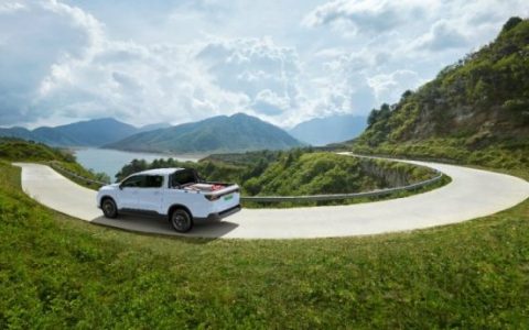 暑期出游搭子 吉利雷达金刚ev与欢乐一路相伴