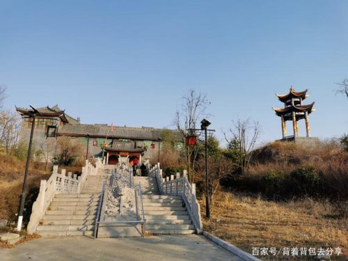 兖州境内唯一的石头山，颜店镇滋阳山，有着众多纷纭的传说